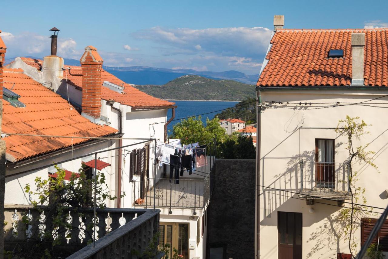 Romantic Stone House In Historic Center Of Vrbnik Villa Eksteriør bilde